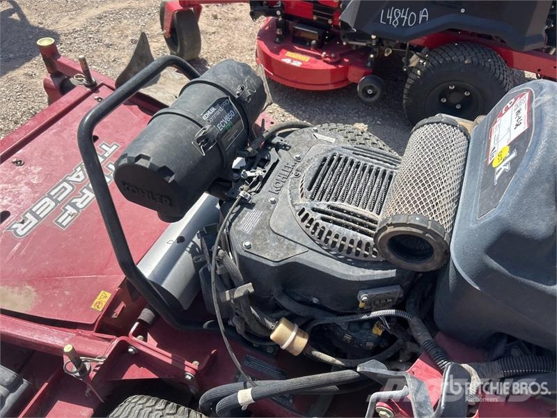Exmark Turf Tracer X-Series Stand-On Lawn Mower Trattorini tagliaerba