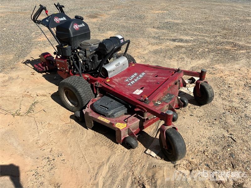Exmark Turf Tracer X-Series Stand-On 60 in Lawn Mower Reitermäher