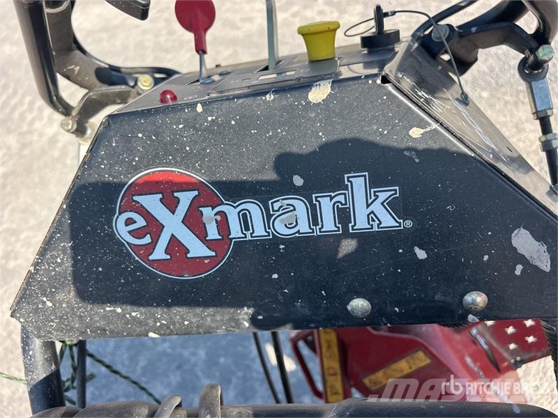 Exmark Turf Tracer X-Series Stand-On 60 in Lawn Mower Riding mowers