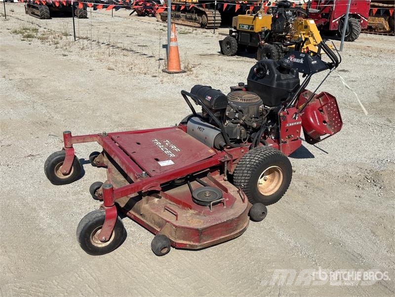Exmark Turf Tracer X-Series Stand-On 60 in Lawn Mower Traktorklippere