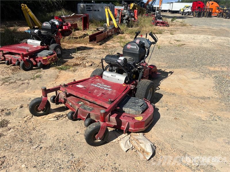 Exmark Turf Tracer X-Series Stand-On 60 in Lawn Mower Reitermäher