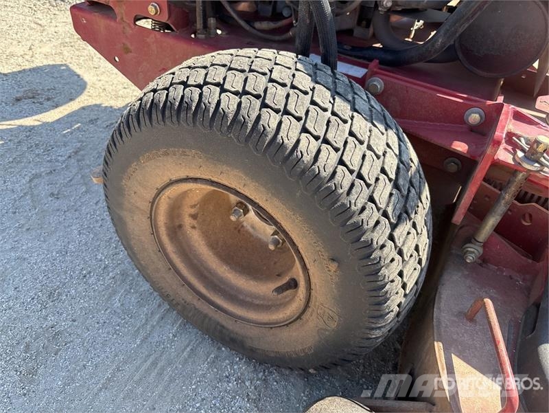 Exmark Turf Tracer X-Series Stand-On 60 in Lawn Mower Traktorklippere