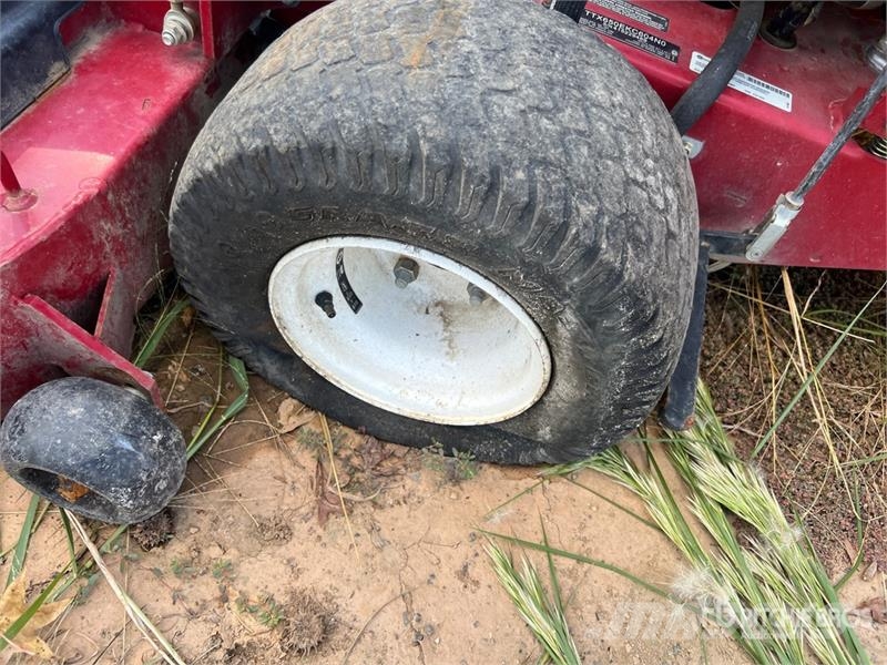 Exmark Turf Tracer X-Series Ride-On 60 in Lawn Mower Vrtni traktor kosilnice