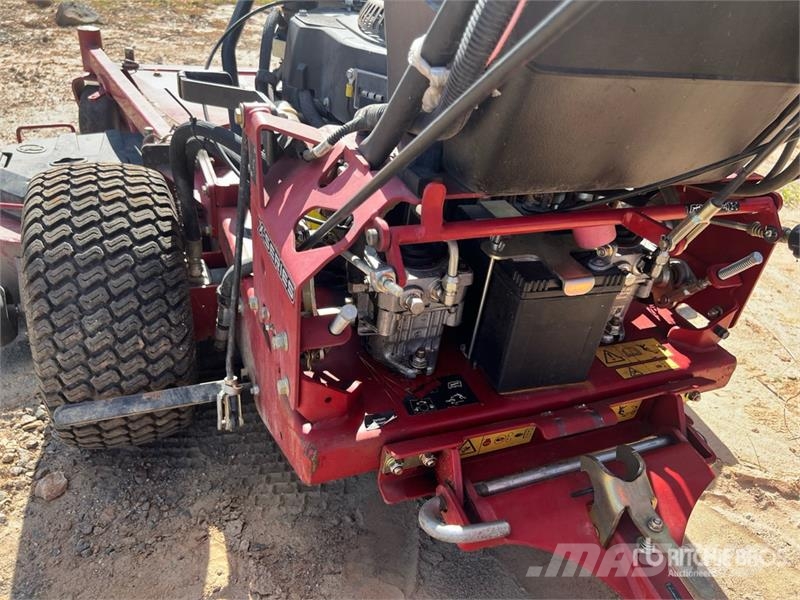 Exmark Turf Tracer X-Series Stand-On 60 in Lawn Mower Reitermäher
