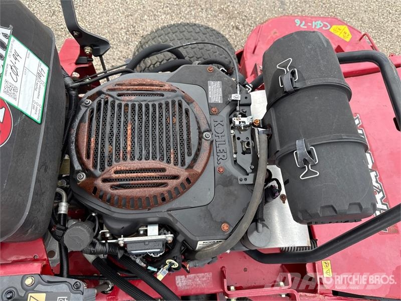 Exmark Turf Tracer X-Series 4x2 60 in Lawn Mower Vrtni traktor kosilnice