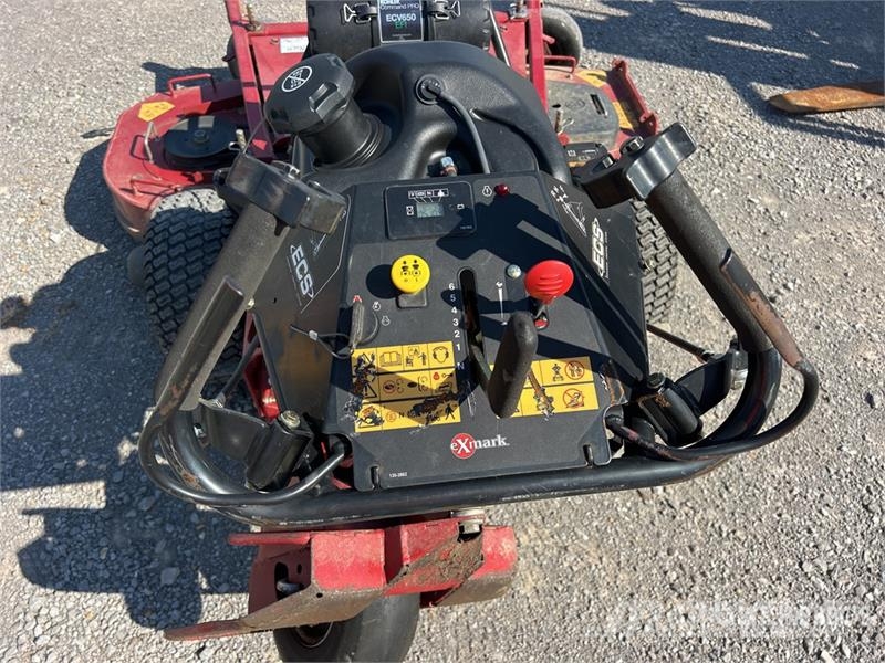 Exmark Turf Tracer X-Series Stand-On 60 in Lawn Mower Riding mowers