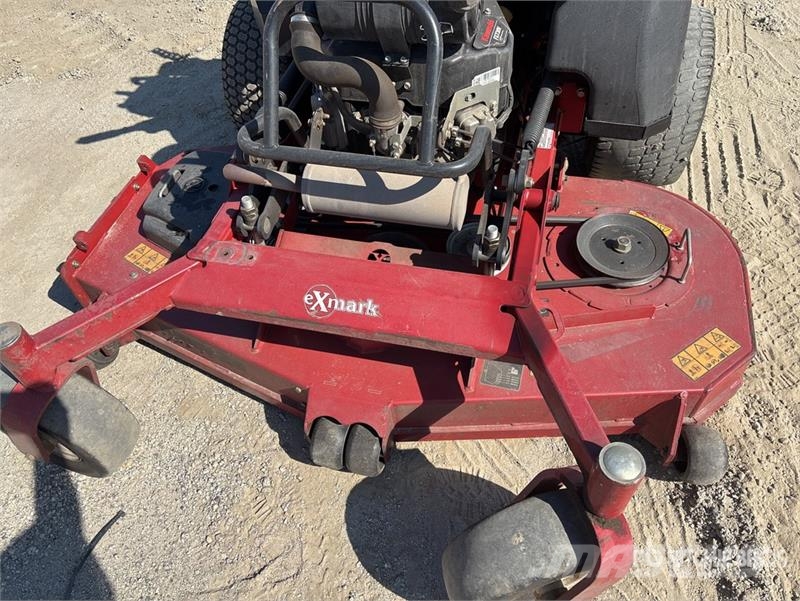 Exmark Vertex S Series Stand-On 60 in Lawn Mower Traktorklippere