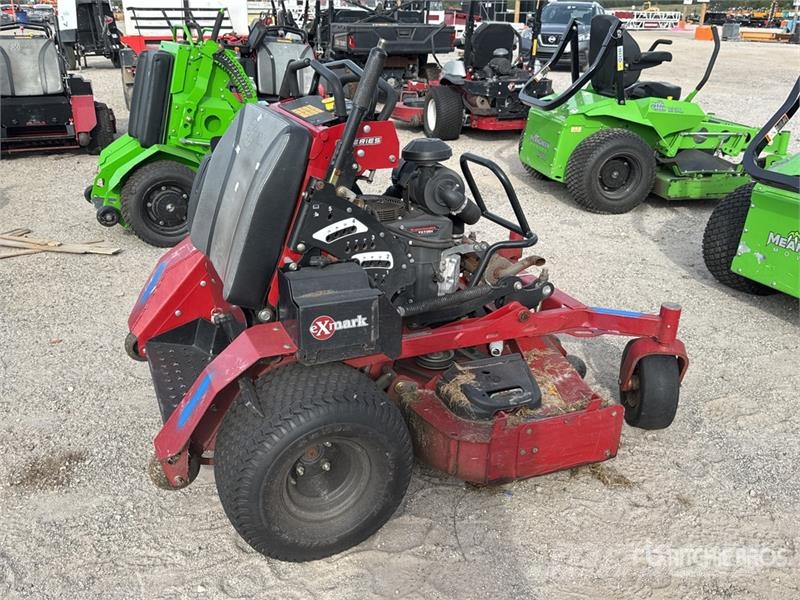 Exmark Vertex S Series 4x2 Stand-On Lawn Mower Vrtni traktor kosilnice