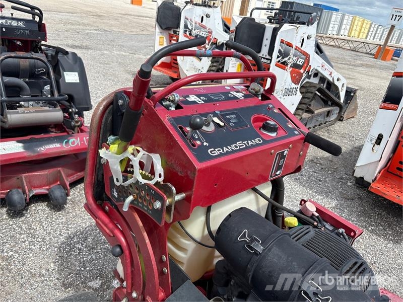 Exmark Vertex S Series Stand-On 52 in Lawn Mower Rijmaaiers