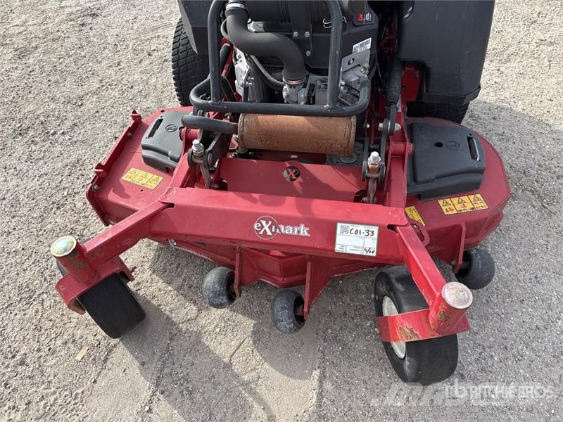 Exmark Vertex S Series 4x2 Stand-On Lawn Mower Vrtni traktor kosilnice