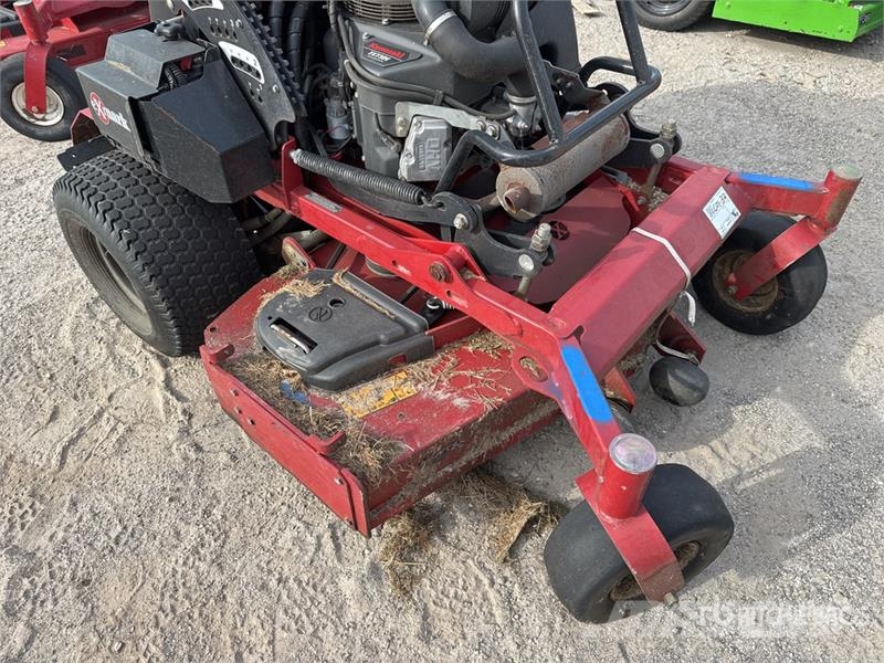 Exmark Vertex S Series 4x2 Stand-On Lawn Mower Vrtni traktor kosilnice