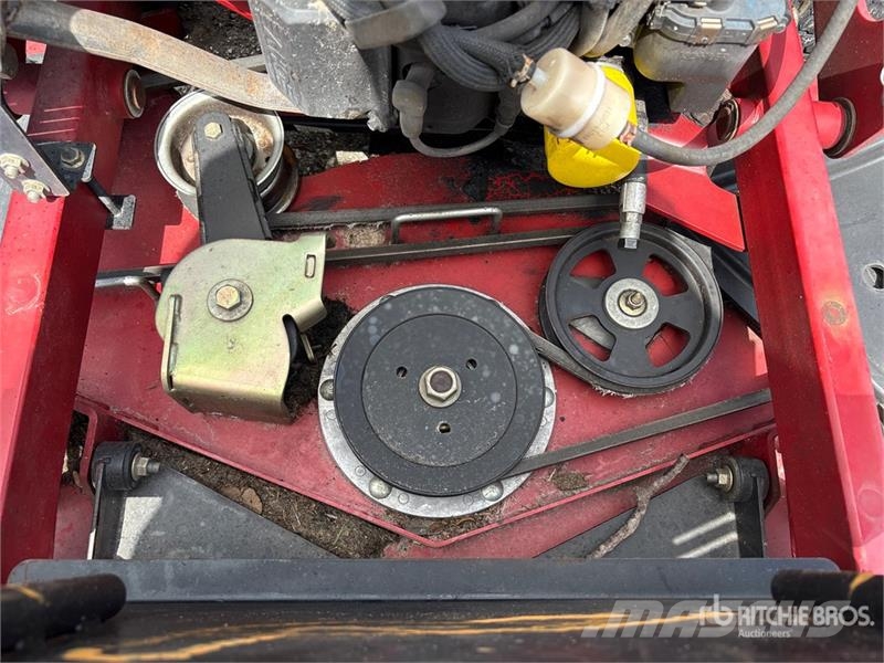 Exmark Vertex S Series Stand-On 52 in Lawn Mower Rijmaaiers