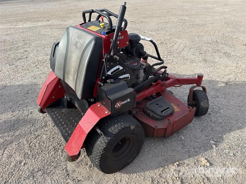 Exmark Vertex S Series 4x2 Stand-On 60in Lawn Mower Vrtni traktor kosilnice