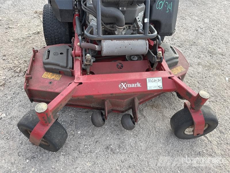 Exmark Vertex S Series 4x2 Stand-On 60in Lawn Mower Vrtni traktor kosilnice