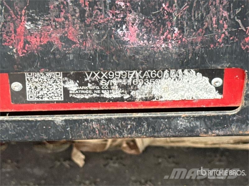 Exmark Vertex X 4x2 Ride-On Lawn Mower 乗用・自走モア/芝刈り機