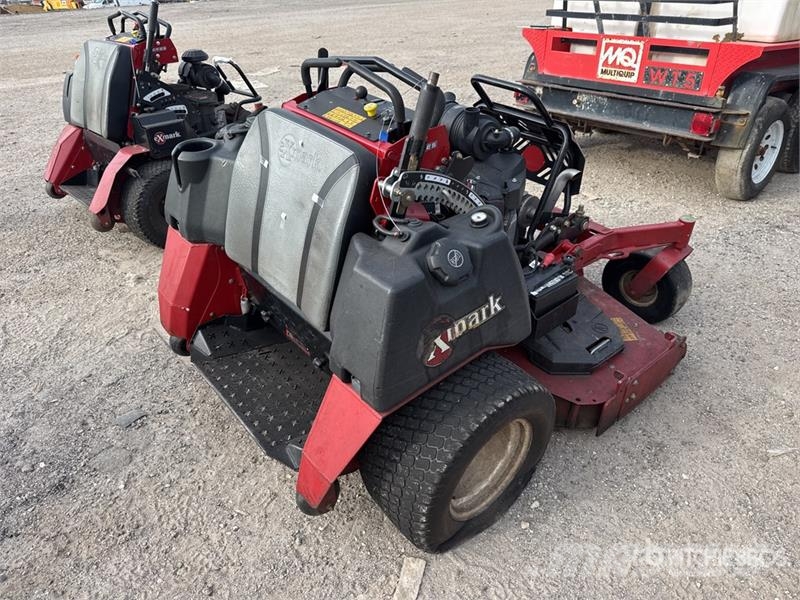 Exmark Vertex X 4x2 Stand-On Lawn Mower Vrtni traktor kosilnice
