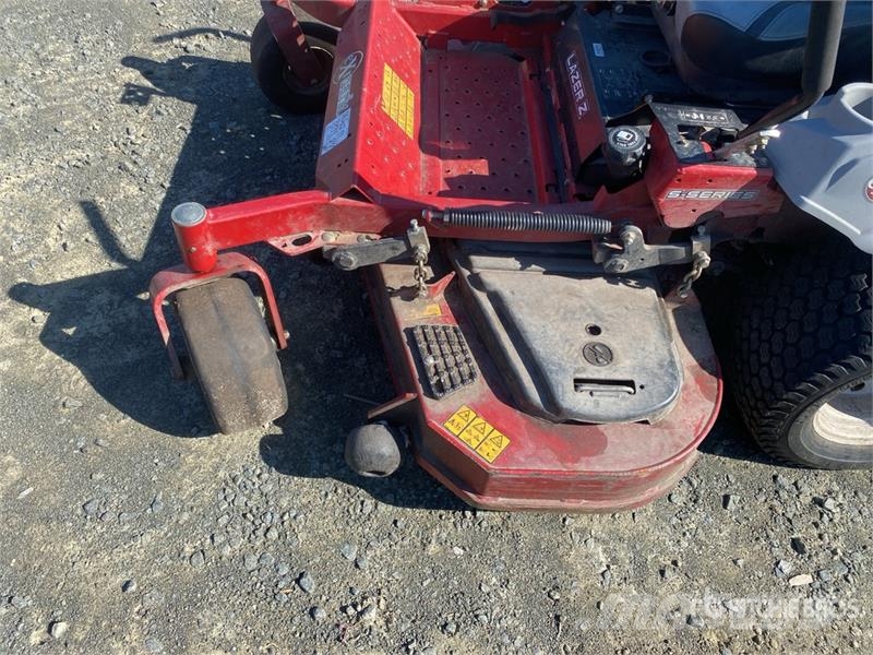 Exmark Zero-Turn Lawn Mower Corta-Relvas Riders