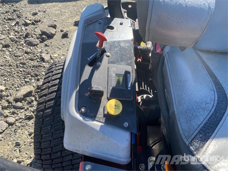 Exmark Zero-Turn Lawn Mower Corta-Relvas Riders