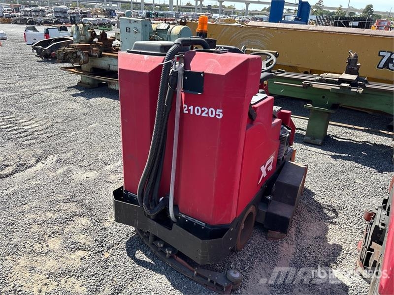 Factory Cat XR46C - 46 Ride-On Electric Floor Sweeper (Inopera Další vyorávače, příslušenství