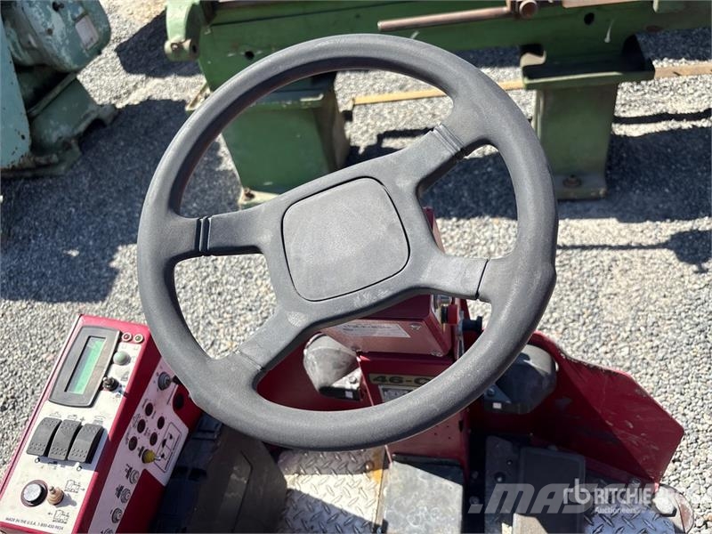 Factory Cat XR46C - 46 Ride-On Electric Floor Sweeper (Inopera Další vyorávače, příslušenství