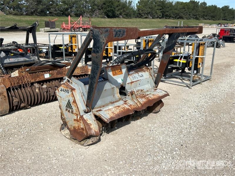 FAE UML/SSL 150 VT 62 in Skid Steer Mulcher Лісові мулчери
