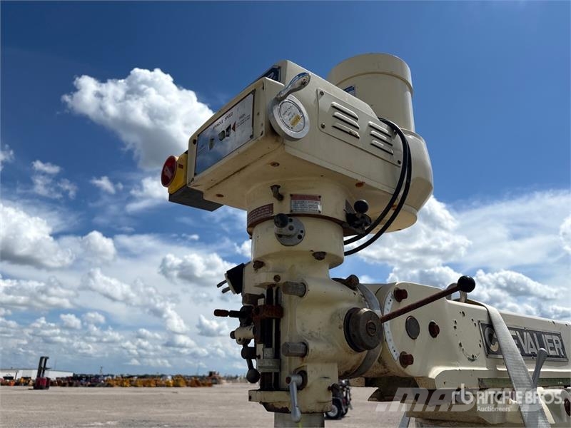 Falcon Chevalier FM-32HP Vertical Milling Machine - Fits Gradbeništvo - drugo