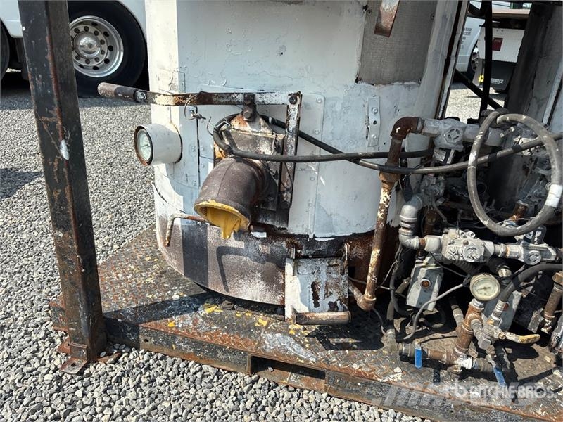Falcon Kettle Hydraulic Premelter Utovorne dizalice, vitla i liftovi za materijal