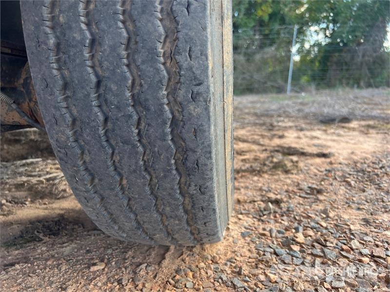 Felling FT-20 20000 lb 23 ft T/A Equipment Trailer 車輛運輸拖車