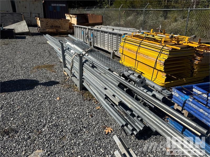  Fencing Fencing equipment