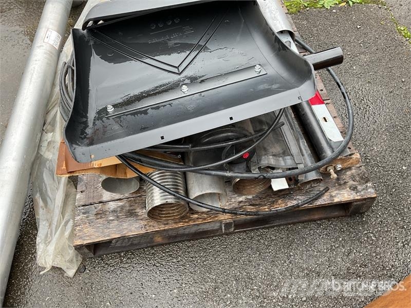 Fender Kits w/Misc. Exhaust Parts Andet tilbehør
