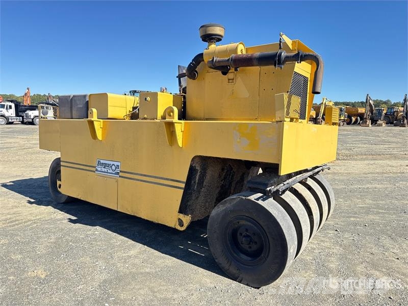 Ferguson SP912 9 Wheel Pneumatic Roller Κύλινδροι με επίσωτρα με αέρα