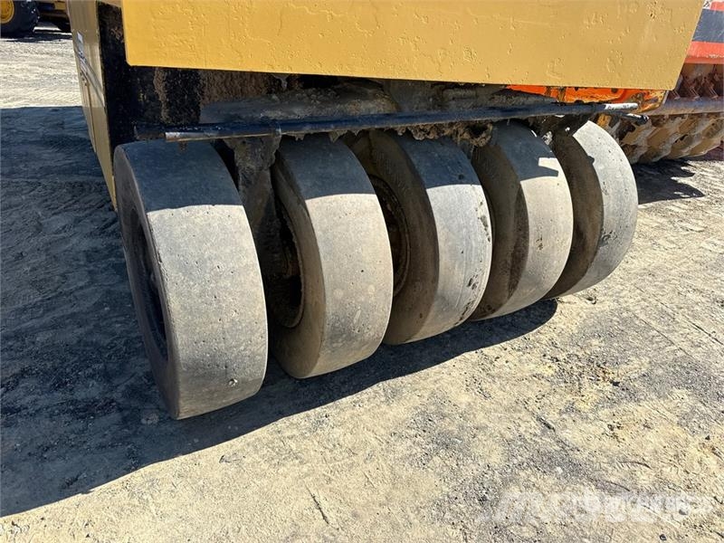 Ferguson SP912 9 Wheel Pneumatic Roller Κύλινδροι με επίσωτρα με αέρα