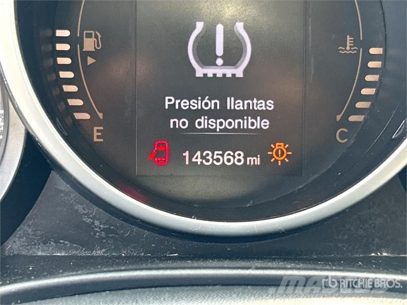 Fiat 500X AWD SUV Otomobiller