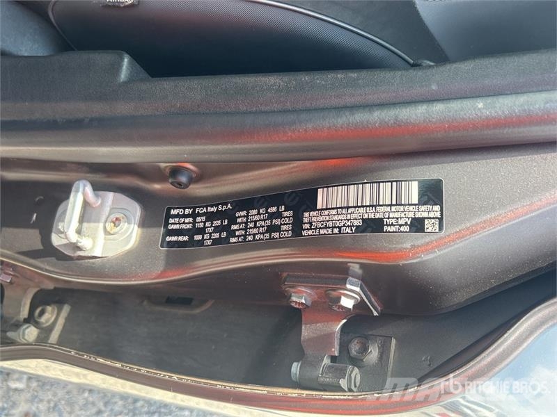 Fiat 500X AWD SUV Otomobiller
