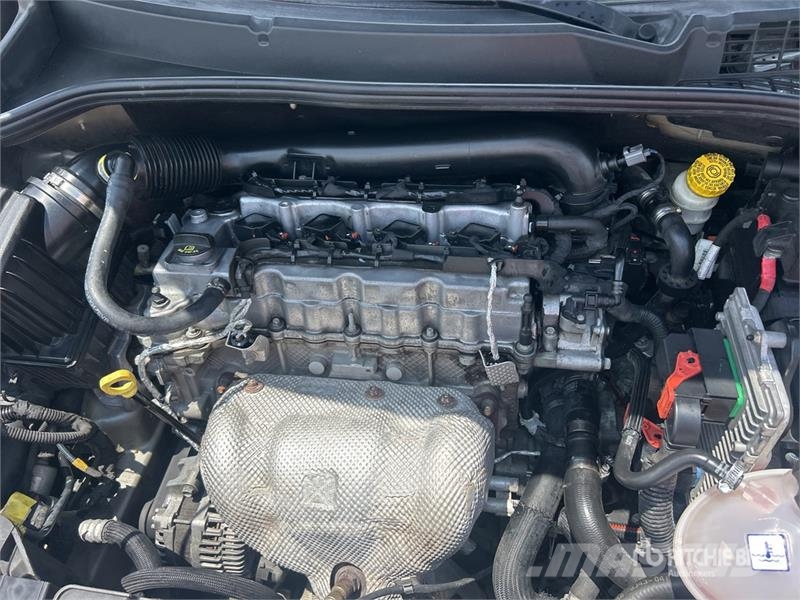 Fiat 500X AWD SUV Otomobiller