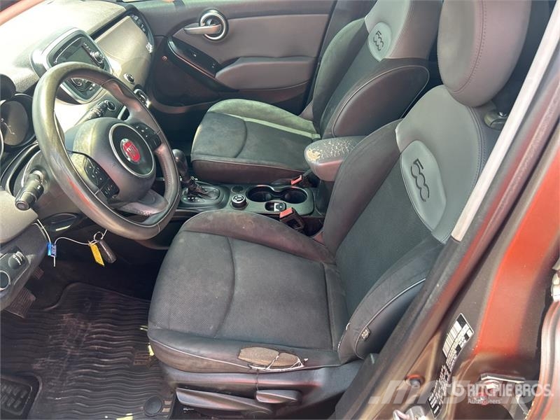 Fiat 500X AWD SUV Otomobiller