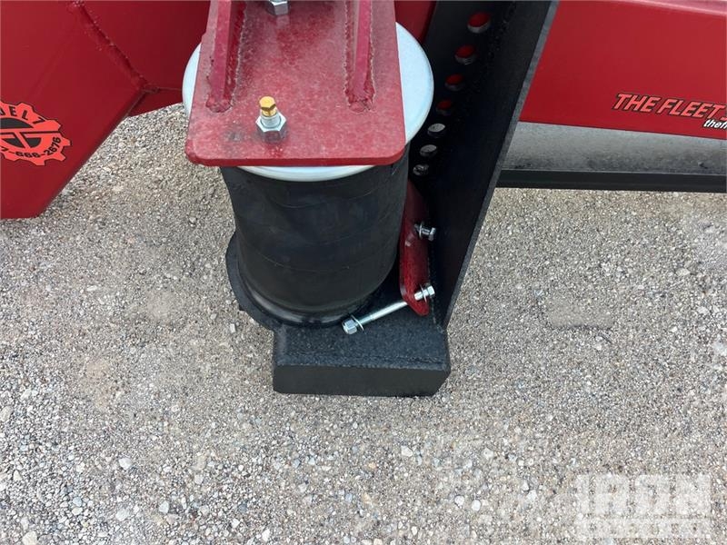  Fleet Standard Model 7  Fifth Wheel Wrecker Attach Transportes - Outros
