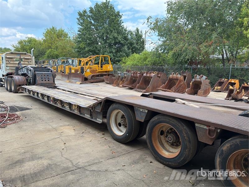 Fontaine 102000 lb 48 ft Tri/A Removable Gooseneck Step Dec Reboques carga baixa