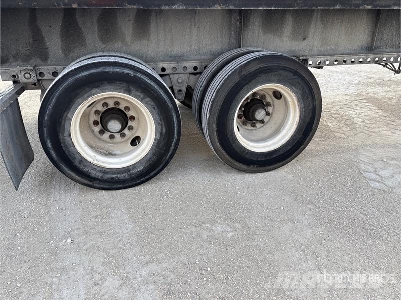 Fontaine 48 ft T/A Flatbed Trailer Flatbed/Dropside trailers