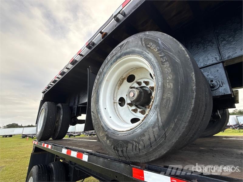 Fontaine 48 ft T/A Spread Axle Flatbed Trailer Flatbed/Dropside trailers