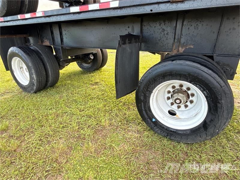 Fontaine 48 ft T/A Spread Axle Flatbed Trailer Flatbed/Dropside trailers