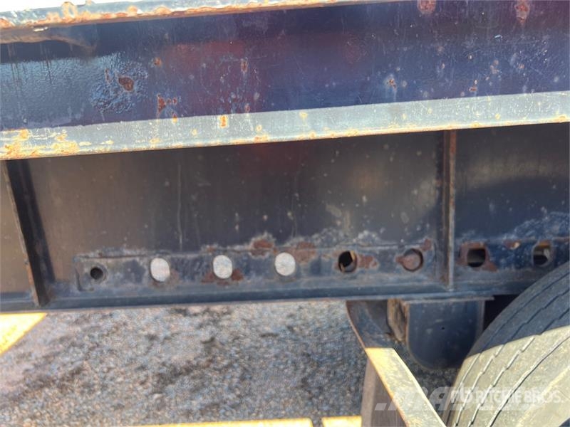 Fontaine 53 ft T/A Flatbed Trailer Flatbed/Dropside trailers