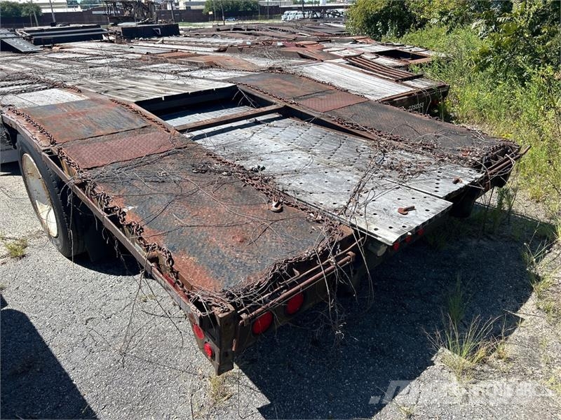 Fontaine DFT 53 ft T/A Step Deck Trailer Низькорамні причепи
