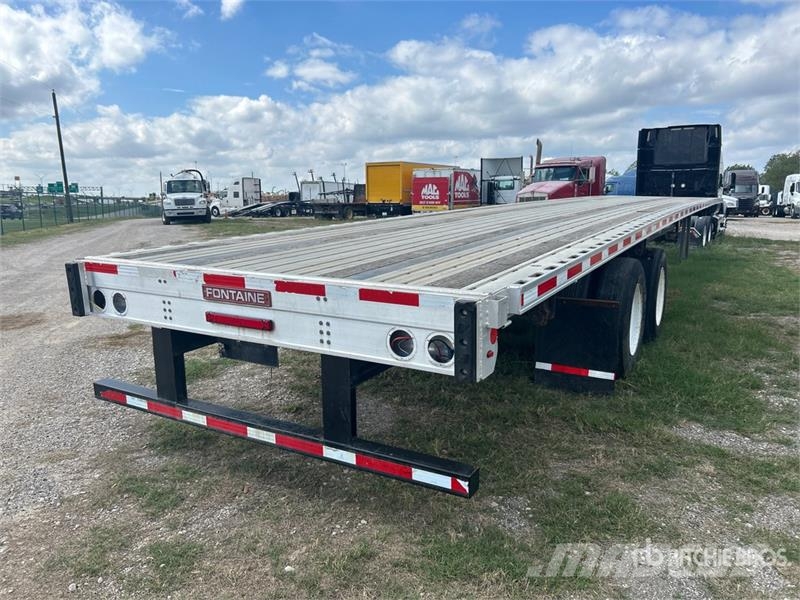 Fontaine HAICF22RSA 53 ft T/A Spread Axle Flatbed Trailer مقطوروات مسطحة/مفصلية الجوانب