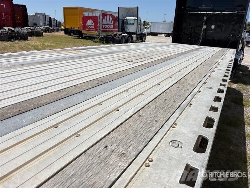 Fontaine HAICF22RSA 53 ft T/A Spread Axle Flatbed Trailer Pritschenanhänger