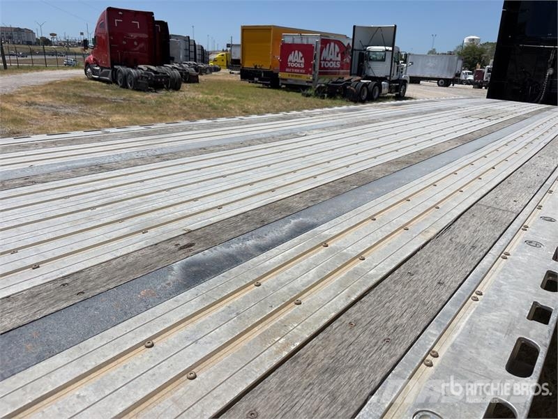 Fontaine HAICF22RSA 53 ft T/A Spread Axle Flatbed Trailer Pritschenanhänger