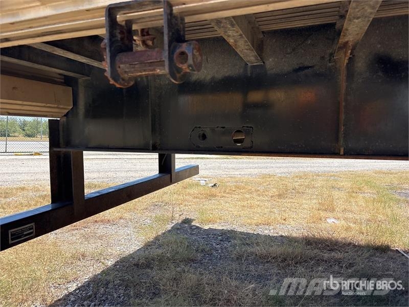 Fontaine HAICF22RSA 53 ft T/A Spread Axle Flatbed Trailer Pritschenanhänger