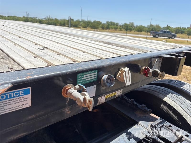 Fontaine HAICF22RSA 53 ft T/A Spread Axle Flatbed Trailer Pritschenanhänger