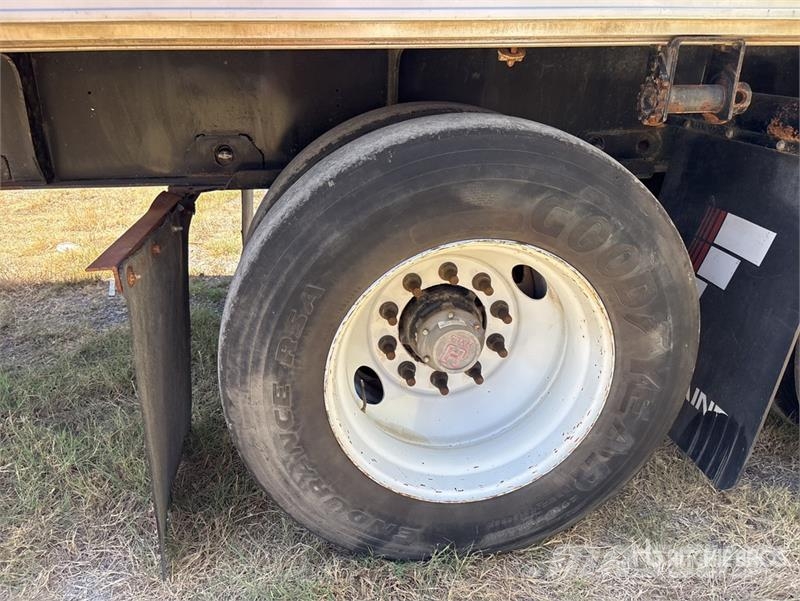 Fontaine HAICF22RSA 53 ft T/A Spread Axle Flatbed Trailer Pritschenanhänger