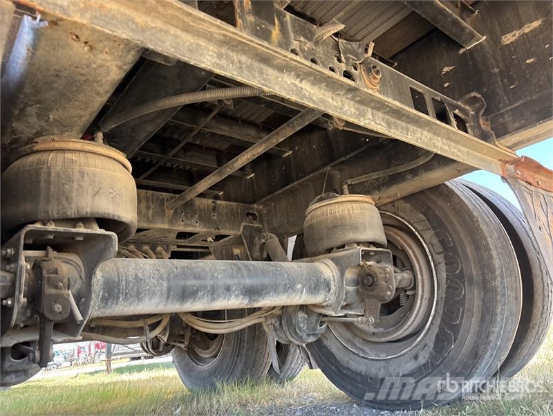 Fontaine HAICF22RSA 53 ft T/A Spread Axle Flatbed Trailer Pritschenanhänger